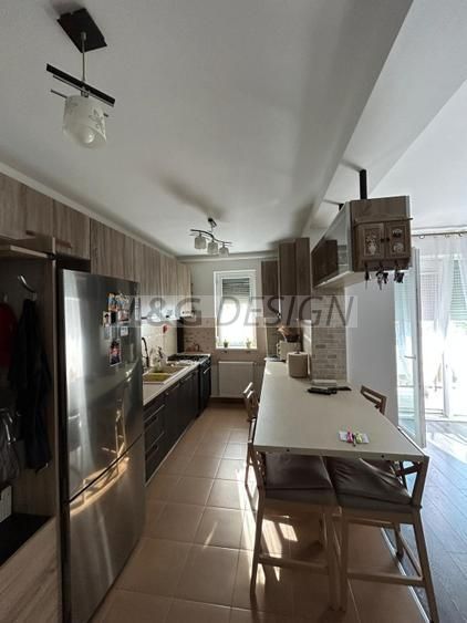 Apartament  cu 2 camere si pod amenajat Giroc - Poză 3