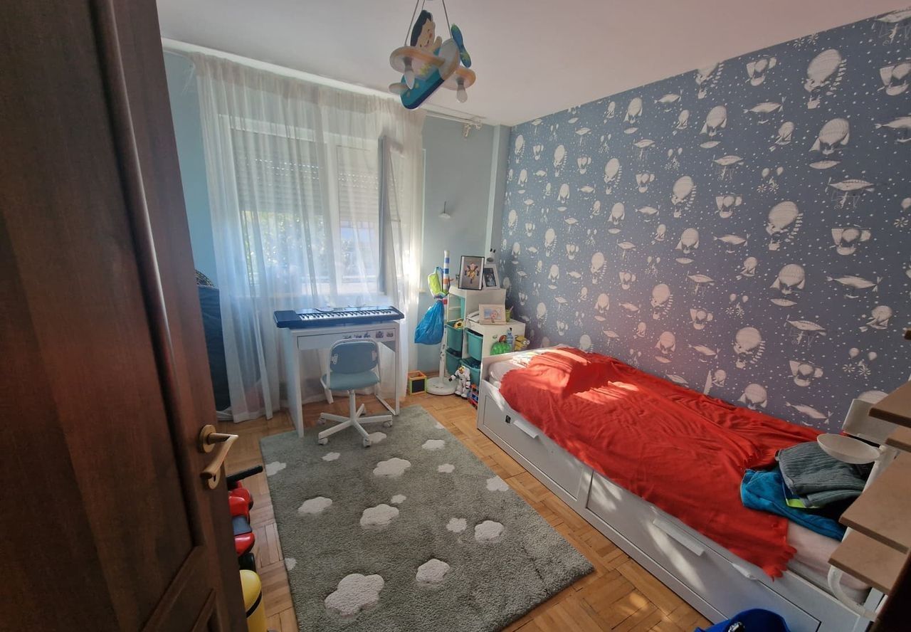 Apartament 4 camere –Puskin, Craiova - Poză 2