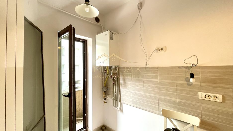 Vila S+P+2=M//Cladire birouri***7 camere//300 mp***Calea Grivitei - Poză 16