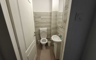 Bloc din 80/ Apartament cu 3 camere/ Decomandat/ mobilat/utilat/ 75 mp - Poză 5