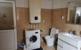Casa de vanzare - comuna Pielesti - Poză 10