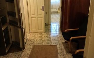 🏡 Vând apartament cochet cu 2 camere, la curte comună – zona Sinaia - Poză 6