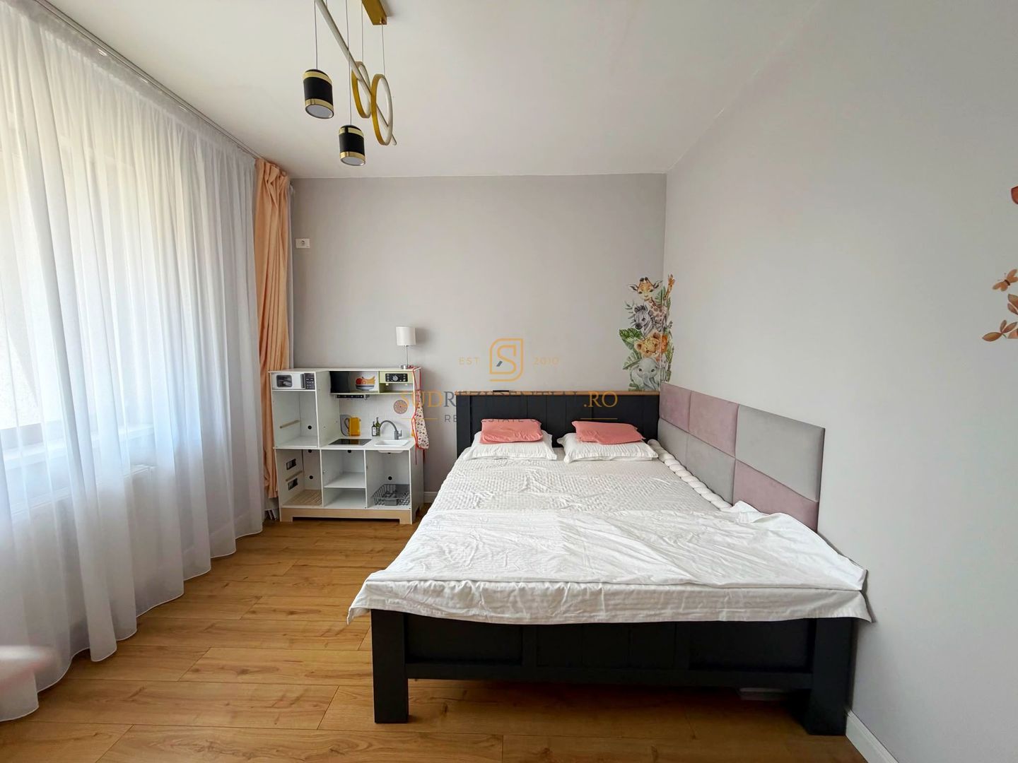 Vila mobilata si utilata, 3 camere, Teren 509 mp - Poză 10