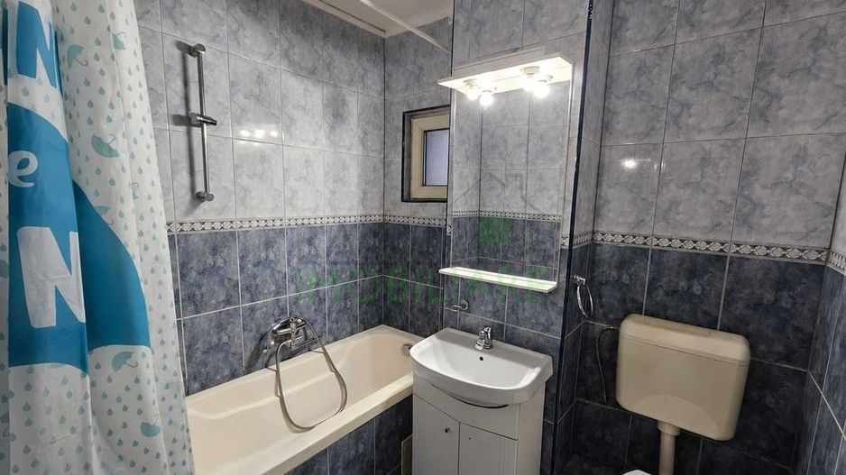 Apartament 3 camere , Răcădău, 64 mp utili, Balcon închis 11 mp - Poză 2