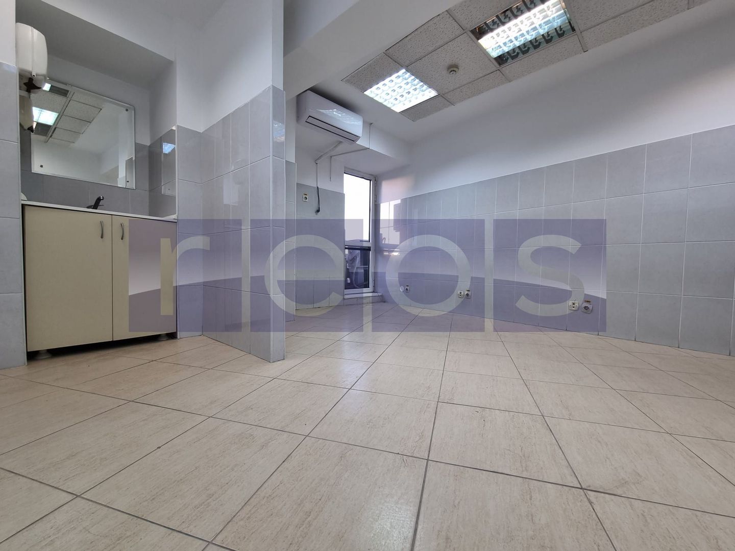 VANZARE SPATIU COMERCIAL | 15 CAMERE | ZONA UNIRII - Poză 37