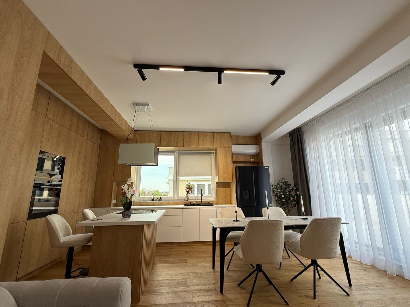 Luxury Duplex with Stunning Sunset Views *** Iancu Nicolae - Poză 6