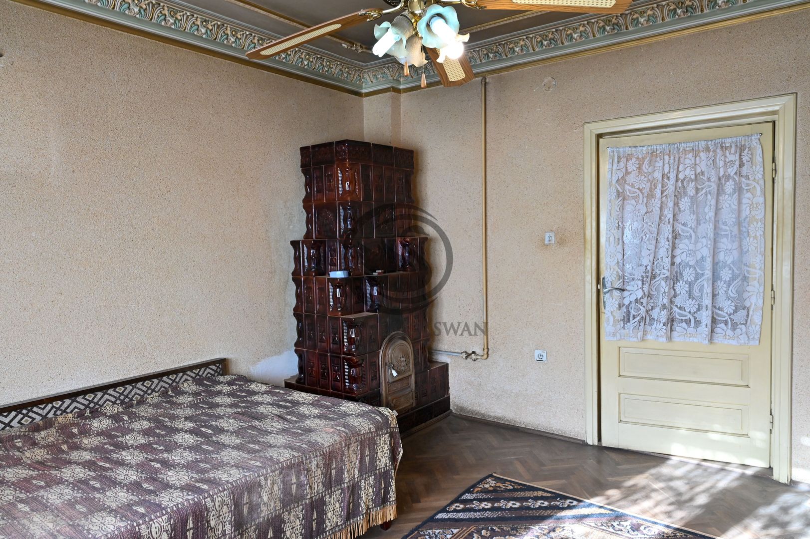 Casa cu 6 camere de vanzare | Zona Ultracentrala, Baicoi | Comision 0% - Poză 10