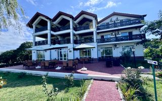 Hotel 20 camere Delta Dunarii 50 m deschidere teren 6000 mp acces auto - Poză 45