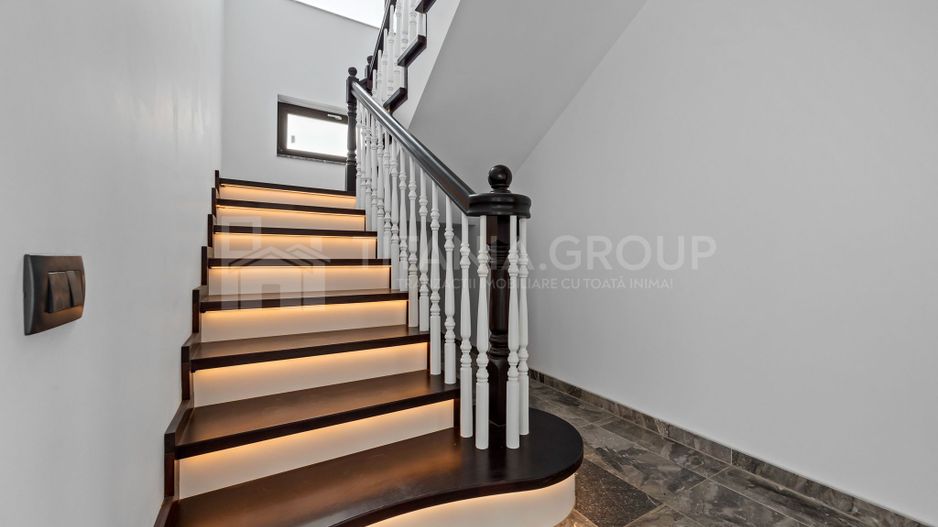 Vila cu arhitectura deosebita, teren 636mp, Cristian, Brasov - Poză 22