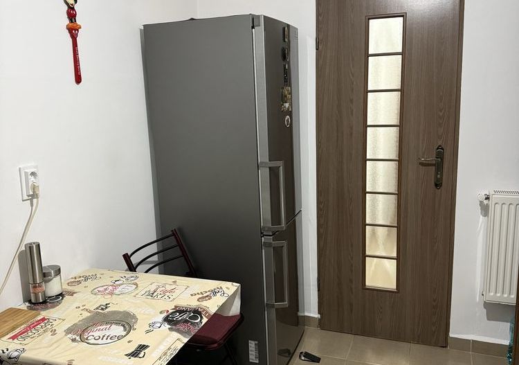 De vanzare Apartament 2 camere Drumul Taberei Metroul Tudor Vladimirescu - Poză 4