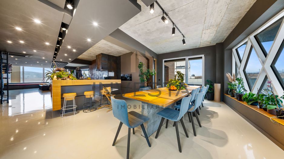 Penthouse exclusivist cu acces din lift, terasa 340 mp, 245 mp utili - Poză 9