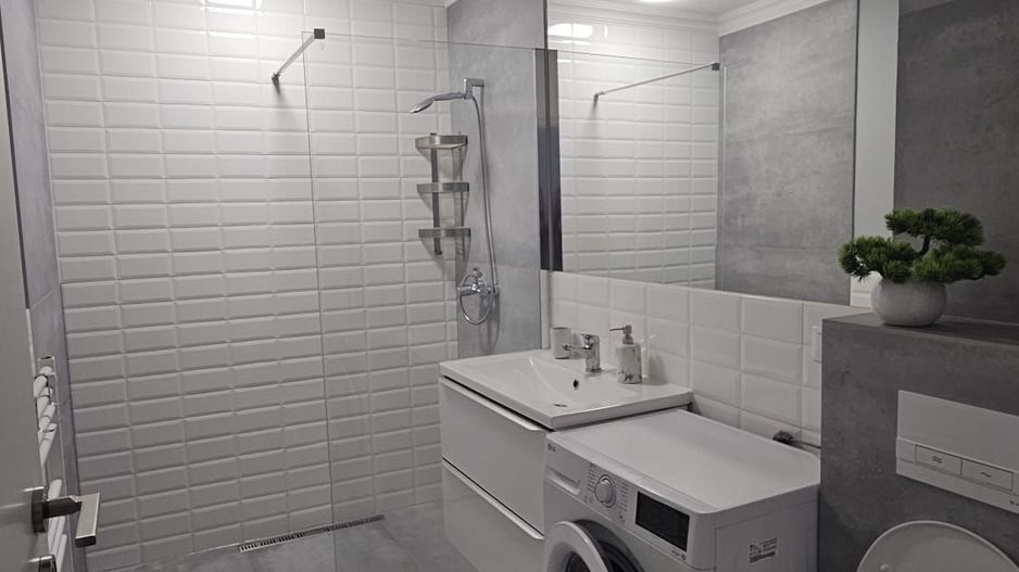Crinului Residence - Studio Modern  Etajul 1 - Parcare Subterana - Poză 10