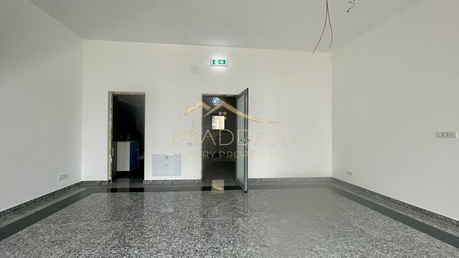 Spatiu comercial***300 mp***Cladire noua// Centrul Istoric - Poză 12