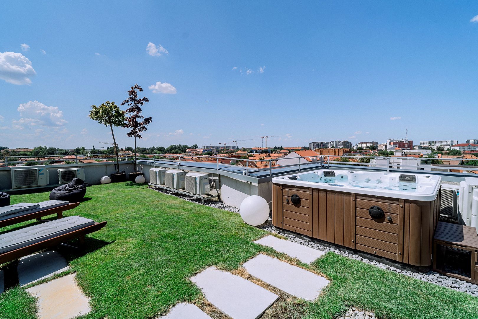 Penthouse 4 camere, ultracentral, Oradea. 800 000 E + TVA. Comision 0 - Poză 29