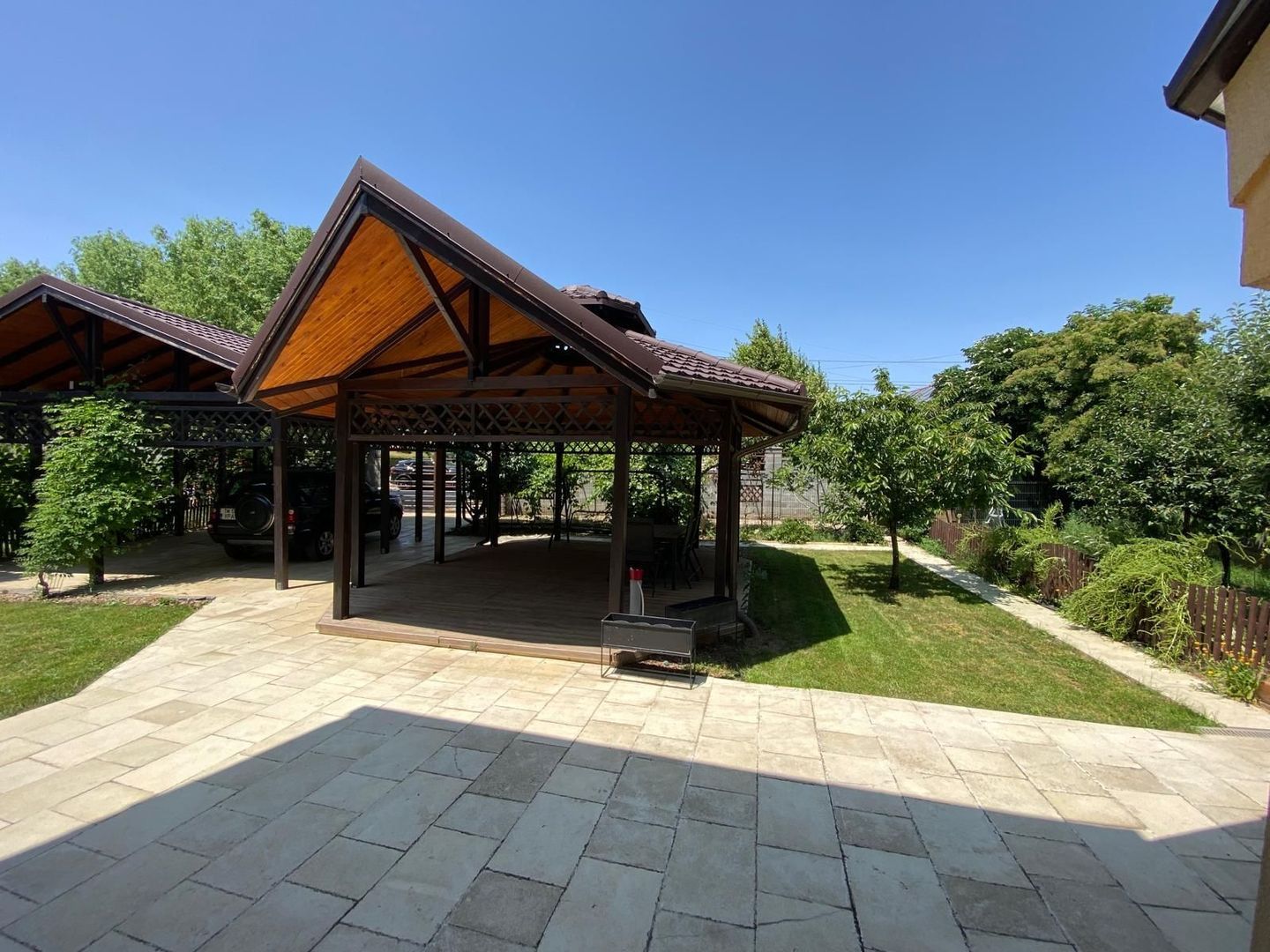 Vilă cu 8 camere, amplasament ultracentral-Dumbrăvița - Poză 8