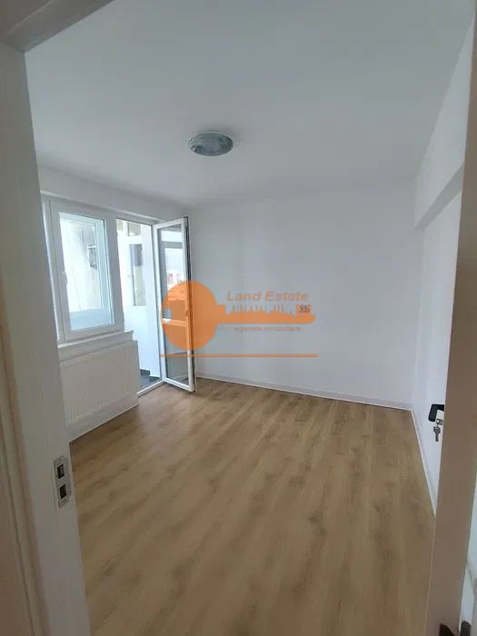 Apartament 3 camere Calea Grivitei - Poză 7