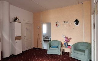 Casă / Vilă cu 8 camere de vânzare - Poză 4