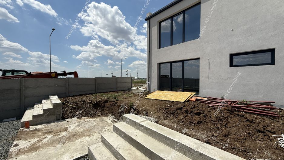 Vila moderna cu structura metalica, tehnologie NZEB si piscina | Giarmata - Poză 9