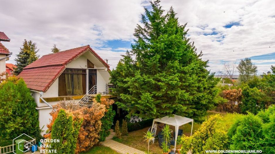 Oportunitate de investiție, vila pretabila pentru  afacere de familie - Poză 2