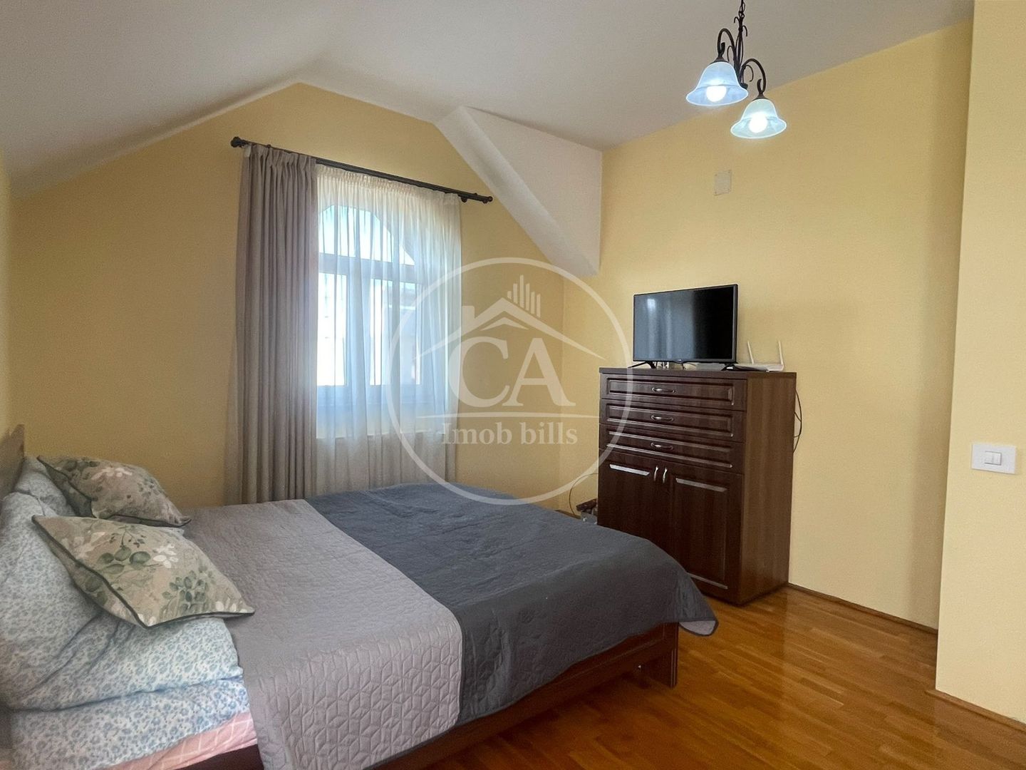 Casa de vanzare cu 4 camere in Oșorhei, Bihor - Poză 12