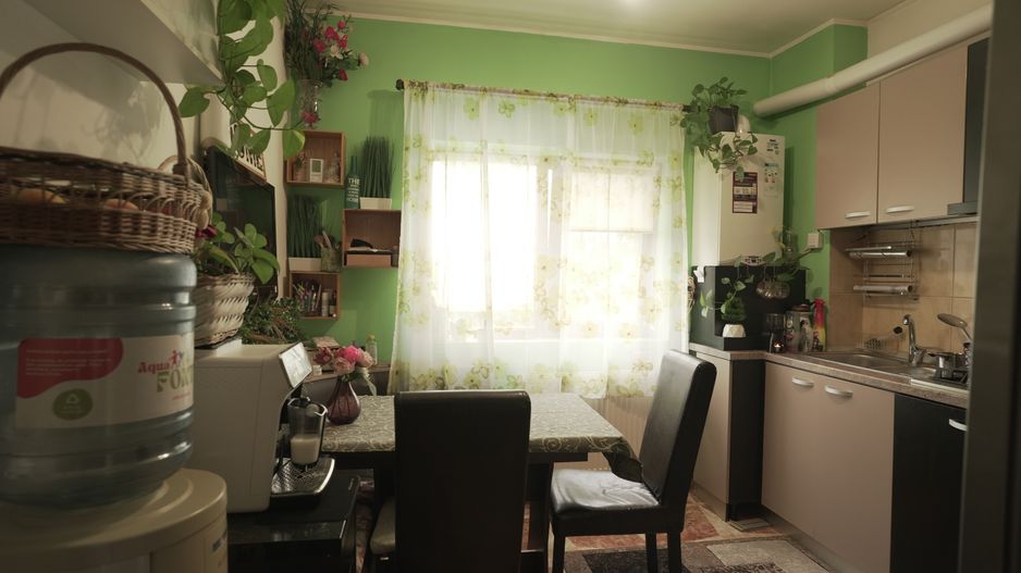 Apartament De 3 Camere Cu Gradina Mobilat Si Utilat - Poză 10