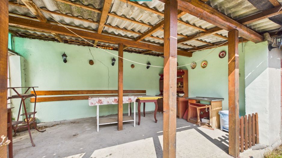 Casă cu 7 camere, ideală pentru familie, Grădiște - Poză 13