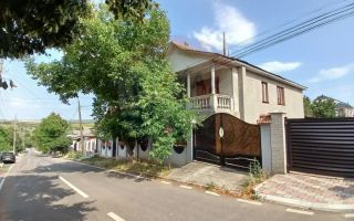 De Vinzare Casa în 2 nivele or. Orhei, - Poză 1