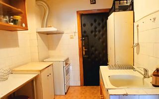 Oferim spre inchiriere garsoniera, situata in Complexul Studentesc - Poză 11