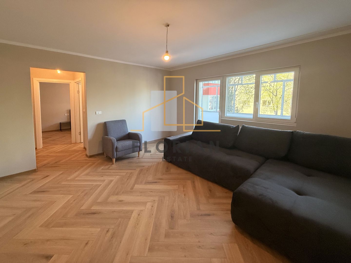 Apartament  3 camere, prima inchiriere, pet Frendly,  Strada Lugojului - Poză 1