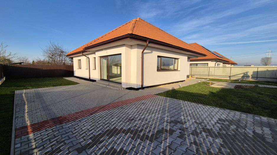Casă economică- la cheie - Comision 0 % - Poză 1