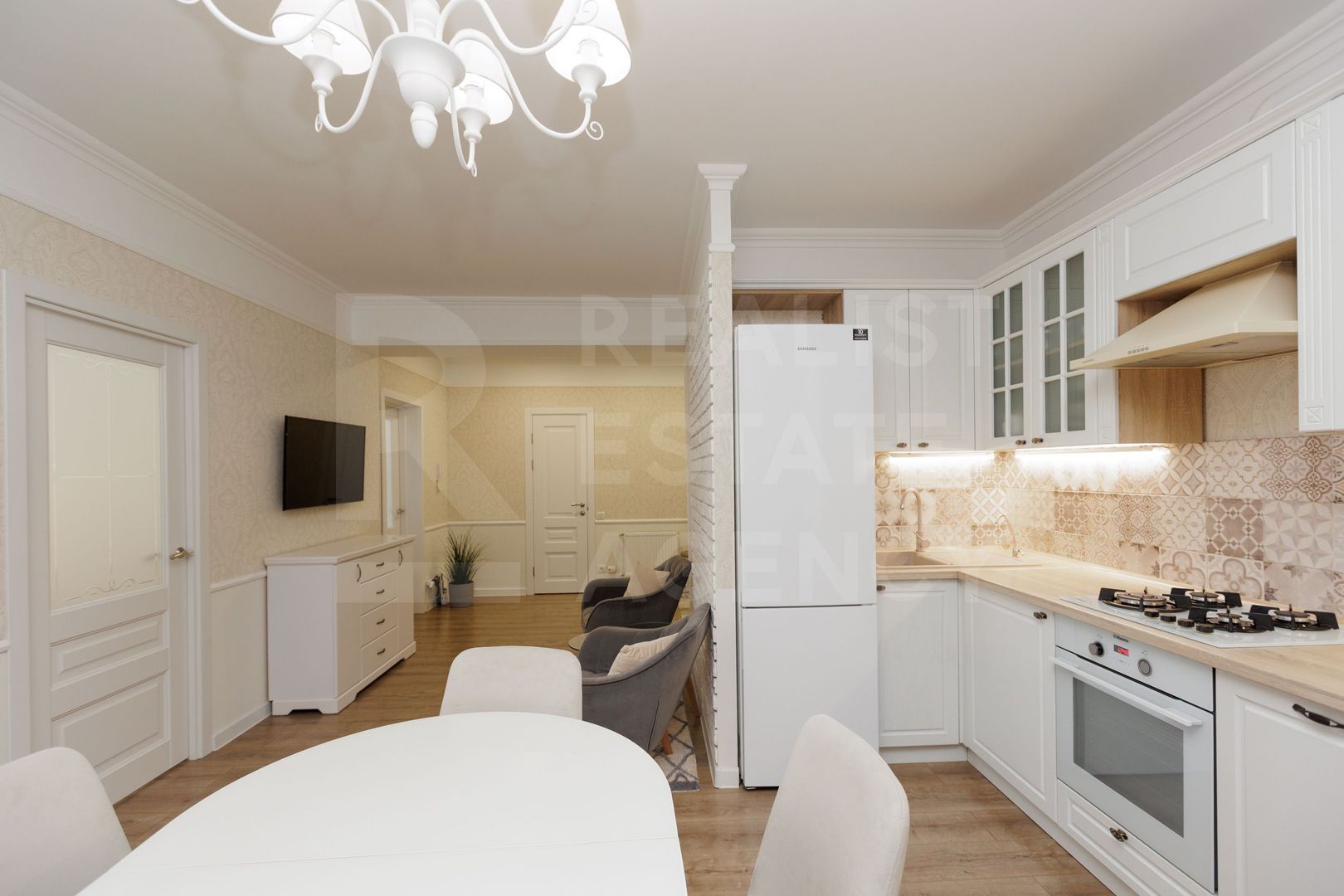 Vânzare apartament 3 camere, str.  Alba Iulia, Buiucani. - Poză 3