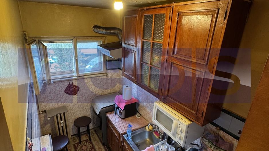 VANZARE APARTAMENT 3 CAMERE | GIURGIULUI | SECTOR 5 - Poză 3