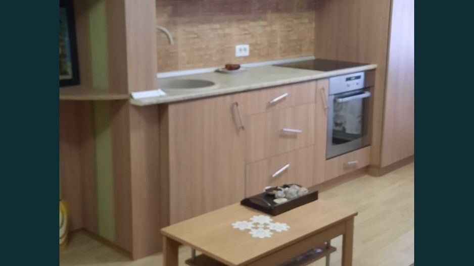 De vanzare apartament cu 2 camere - Poză 1