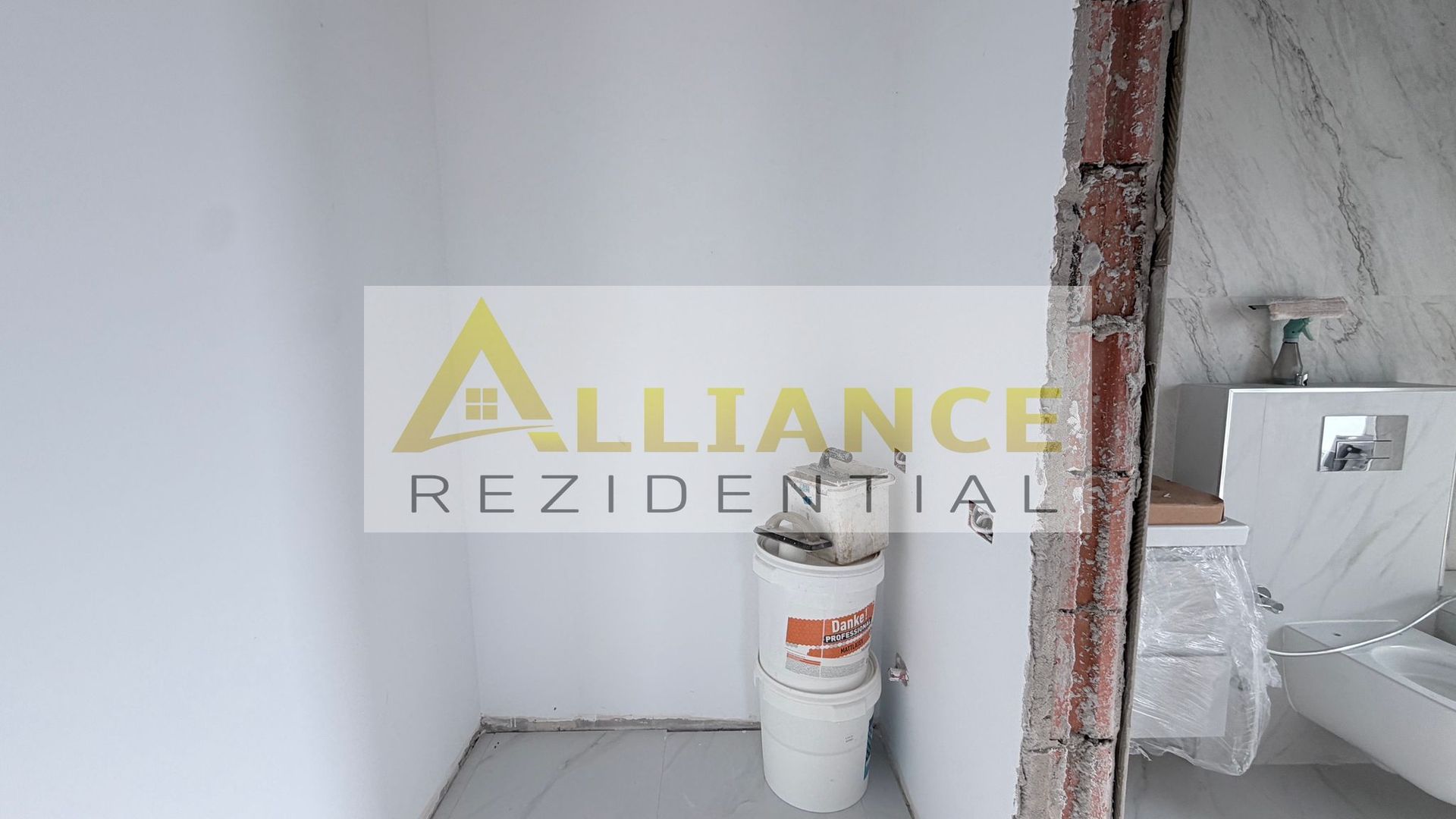 Casa Individuala - 4 camere - 2 bai - 425 mp teren - Poză 6