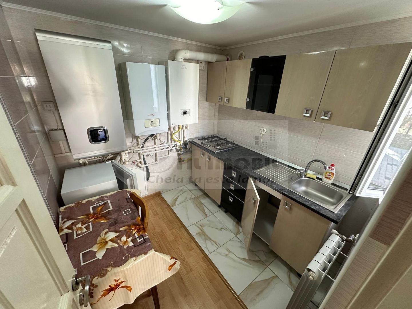 Garsoniera individuala casa Copou 350 euro - Poză 4