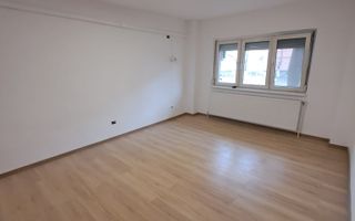 2 cam dec Aradului-Mall parter - Poză 6