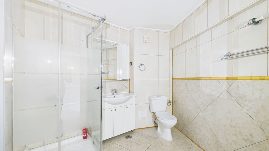 Apartament cu 3 camere de vanzare - Spatiu versatil - Rond Alba Iulia - Poză 18