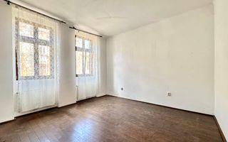 Casă pretabilă pentru spațiu de birouri, cu teren – în zona Bălcescu - Poză 11