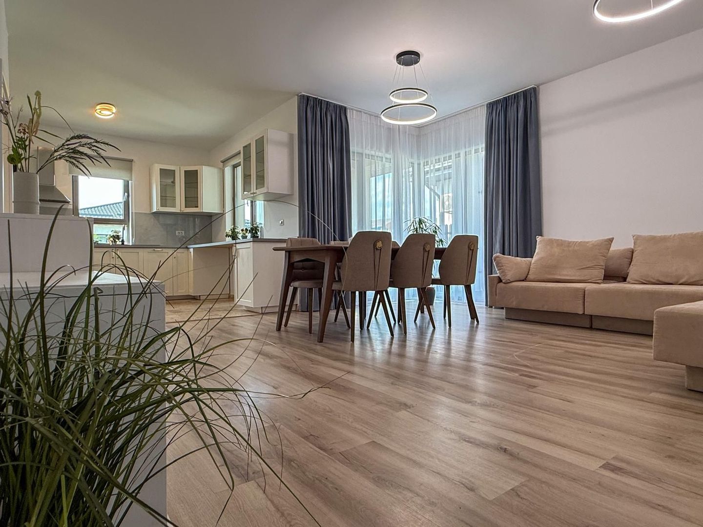 Nature&Comfort**4 Room Villa Corbeanca**Commission 0% - Poză 5