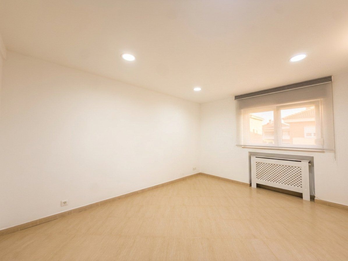 Apartament decomandat în centrul Bucureștiului - Poză 7