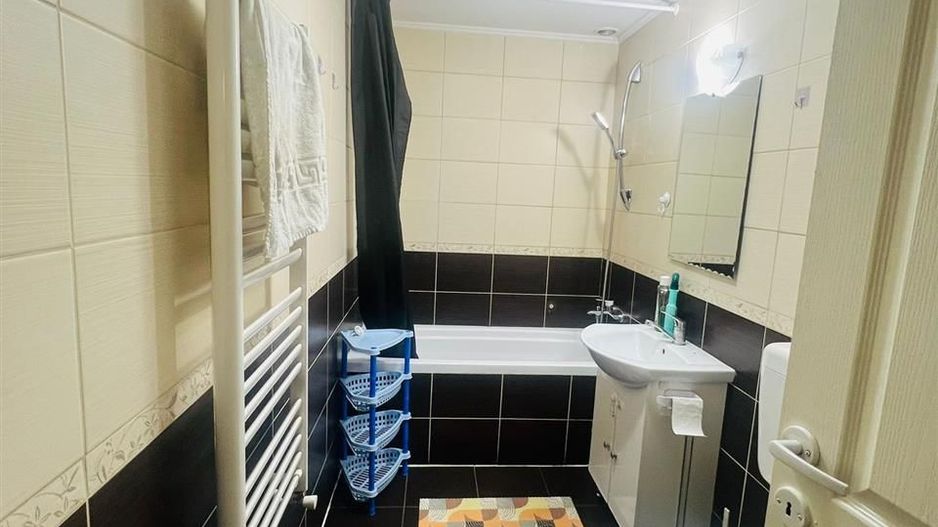 Apartament cu 3 camere de vanzare  bloc nou - Poză 7