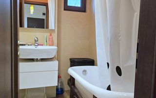 De inchiriat - 2 camere, zona centrala - biserica Sf. Precista - Poză 7