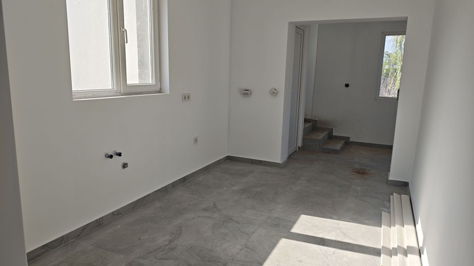 Casa Individuala Becicherecu Mic,P+M,4 Camere,2 Bai,Garaj - Poză 7