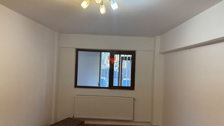 Apartament 3 camere parter - Mall Electroputere - Poză 2