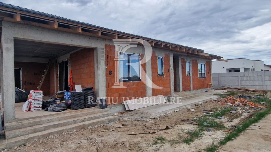 Casă finisată | 4 camere | Santandrei | Oradea - Poză 1