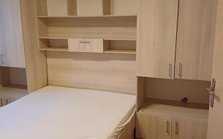 Inchiriere apartament  ultracentral 3 camere - Vedere catre Piata Constitutiei - Poză 2