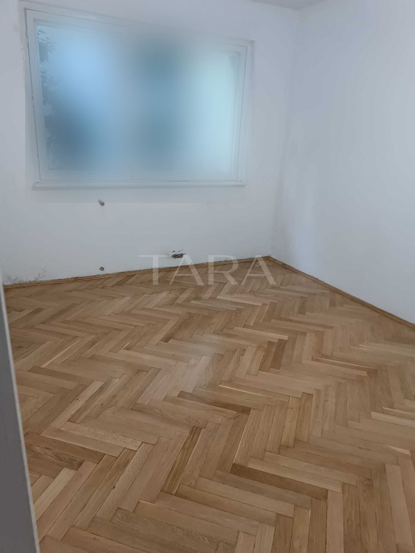 Apartament cu 4 camere decomandate, 88 mp, zona Big, Mănăștur. - Poză 7