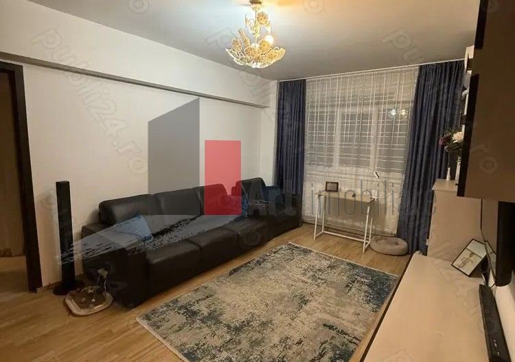 Apartament 3 camere Dristor, Piata Rm. Sarat, renovat - Poză 2