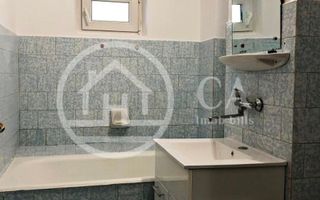 Apartament cu 3 camere de vanzare in zona Centrala, Oradea - Poză 8
