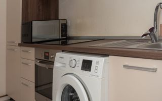 De Inchiriat | 2 Camere | Piata Victoriei - Centrala Proprie | Etaj 3 - Poză 9